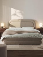 سرير V I P الفندقي بقماش بوكليه