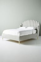 سرير جودي مخمل