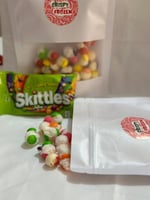 حلاوة سكتلز حامض مجففة بالتجميد ( متوفر بالطلب )