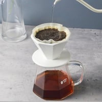 قمع ترشيح قهوة سيراميك سداسيV60 - ابيض حجم 02