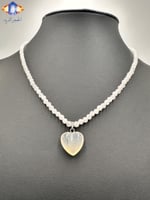 سلسال من العقيق الأبيض الطبيعي الكريم مع تعليقه قل...