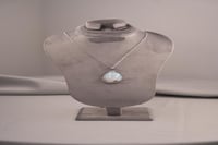 تعليقه حجر الأوبال الطبيعي الكريم.