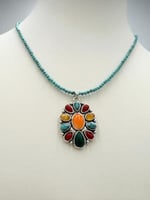 عقد حجر الفيروز الطبيعي الكريم مع تعليقه من الأحجا...