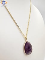 تعليقه حجر الجمشت (الأماثيست) الطبيعي الخام مع سلس...