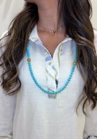 حجر الفيروز الكريم الطبيعي الساحر في السبحه الذكيه...