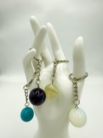 سلسله مفاتيح من حجر الأوبال , السيترين , الجمشت وا...