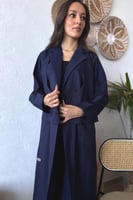 عباية بـ قماش ميني مات كحلي