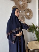 عباية بـ قماش كريب بحريني كحلي بطرف كشميري