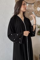 عباية بـ قماش كريب ملكي اسود بطرف كريستال