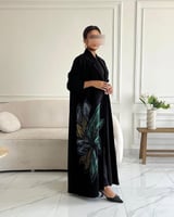 عباية رسم مع فصوص