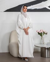 عبايه عمليه ملونه