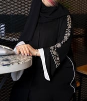 عبايا صيفيه عمليه