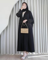 عبايا صيفيه عمليه