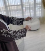 عبايه عمليه ملونه