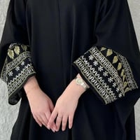 عبايا عمليه