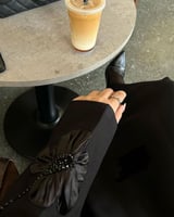 عباية الورد الاسود