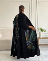 عباية رسم مع فصوص