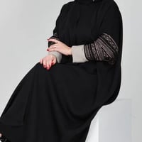 عبايا عمليه صيفيه