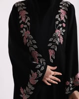 عبايا عمليه