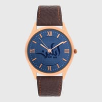 حفر ليزر على الساعة