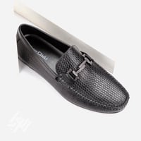 حذاء رسمي كلاسيكي طبي اسود منقوش من فيكتور كلارك