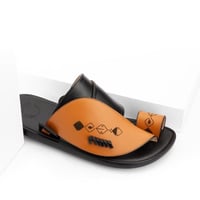 حذاء شرقي مطرز من الجلد الجملي بنعل طبي مريح