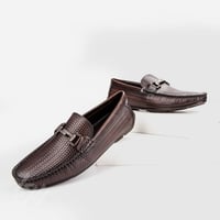 حذاء رسمي كلاسيكي طبي بني قهوجي من فيكتور كلارك