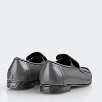 حذاء رسمي كلاسيكي من الجلد الأسود الجميل