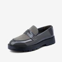 حذاء لوفر رمادي غامق جلد لامع ومخمل