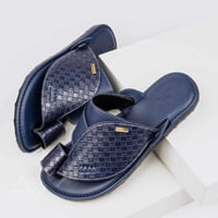 حذاء شرقي خليجي جلد كحلي بنقشة مربعات من فيكتور كل...