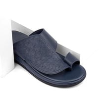 نعال خليجي طبي جلد كحلي بنقشة