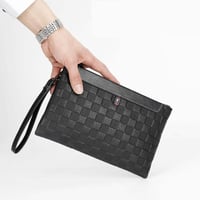 شنطة يد أنيقة بمقبض معصم