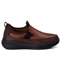 حذاء كاجوال طبي من فيكتور كلارك - جلد بني وكافي