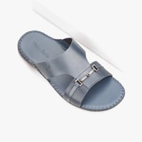 حذاء جلد كحلي أنيق من فيكتور كلارك