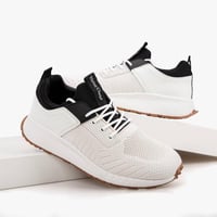 حذاء كاجوال طبي قماش ابيض من فيكتور كلارك