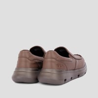 حذاء كاجوال فيكتور كلارك بني طبي