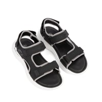 صندل سكيتشرز طبي باللون الاسود