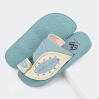 نعال سعودي وطني جلد سماوي وسكري مطرز