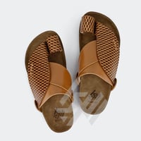 حذيان سعودي جلد طبيعي مطرز بنقشات بنية