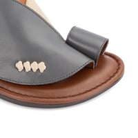 نعال شرقي إيطالي فاخر