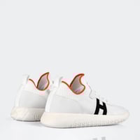 حذاء كاجوال اوروبي طبي قماش أبيض