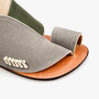 حذاء شرقي وطني جلد طبيعي رمادي، زيتي وبيج