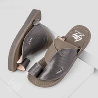 حذاء شرقي بخامات إيطالية جلد رصاصي