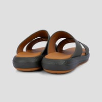 نعال شرقي طبي زيتي وبني من فيكتور كلارك