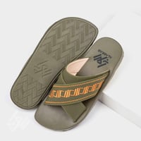 حذاء شرقي طبي مطرز