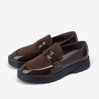 حذاء لوفر كافيي محروق جلد لامع ومخمل