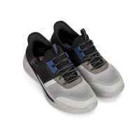 حذاء سكيتشرز مذهل بتصميم مبدع أسود ورصاصي