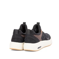 حذاء كاجوال أسود بنعل طبي ماركة فيكتور كلارك