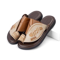 صندل شرقي ايطالي بيج وجملي مطرز