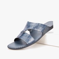 حذاء مريح ازرق ماركة فيكتور كلارك